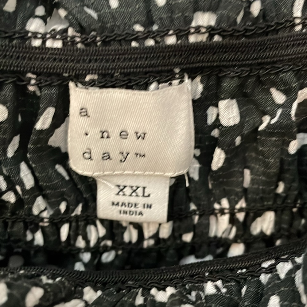 a new day | Black Polka Dot Long Sleeve Blouse - Picture 3 of 4